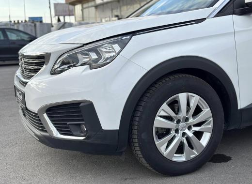PEUGEOT 5008 1.5 BlueHDi