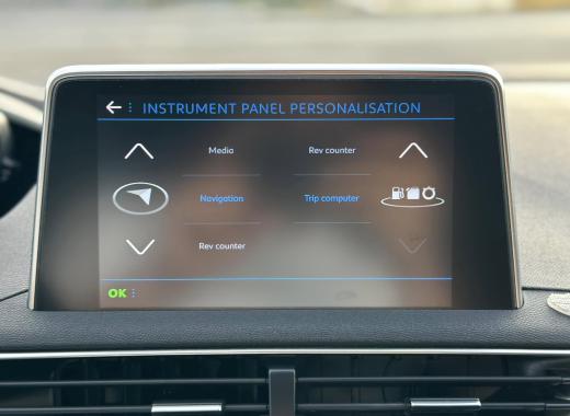 PEUGEOT 5008 1.5 BlueHDi