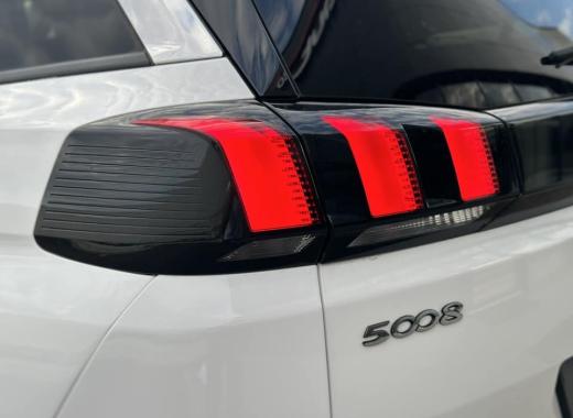 PEUGEOT 5008 1.5 BlueHDi