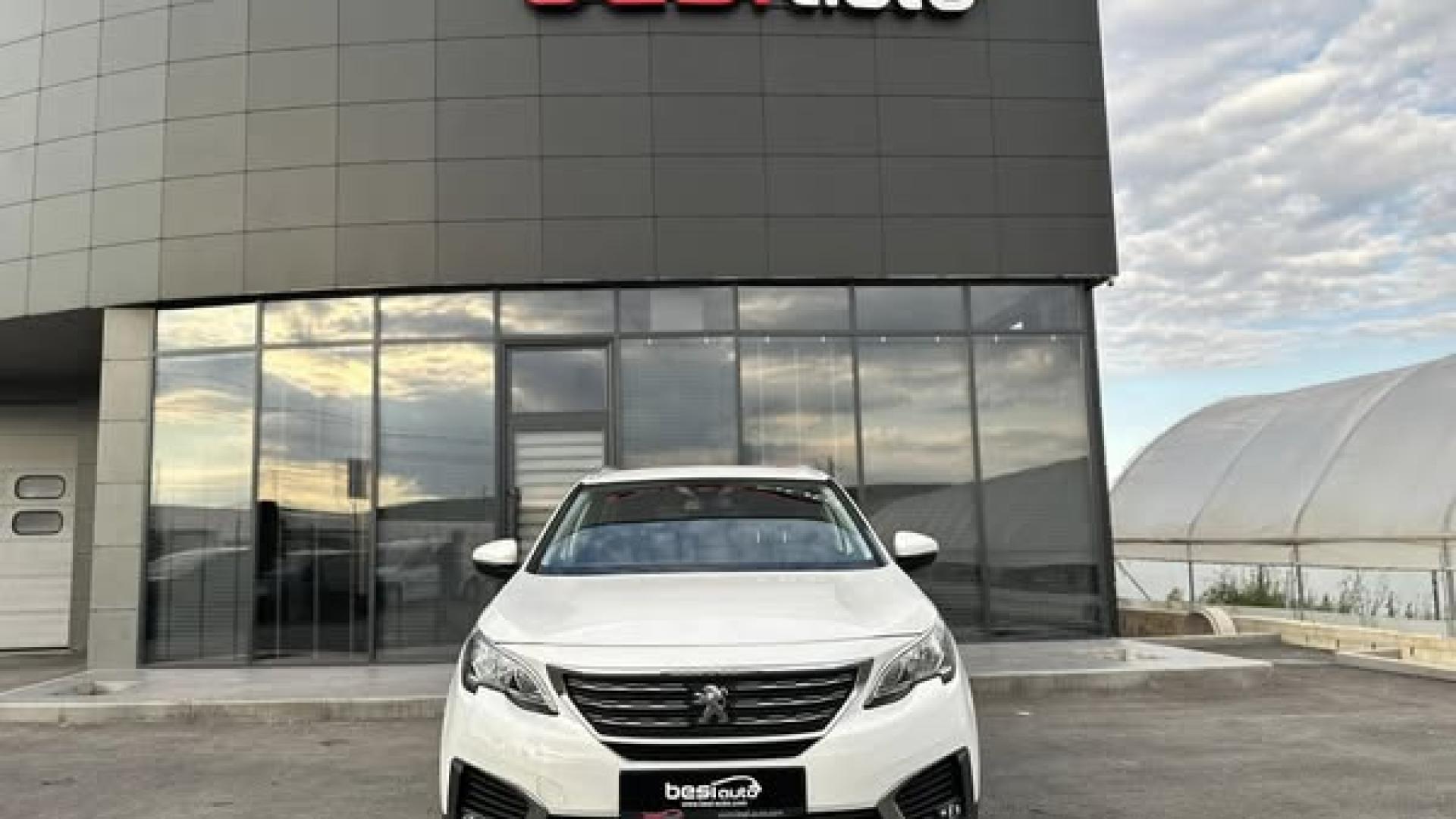 PEUGEOT 5008 1.5 BlueHDi