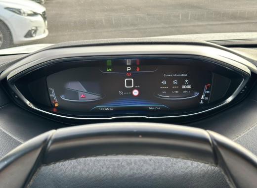 PEUGEOT 5008 1.5 BlueHDi