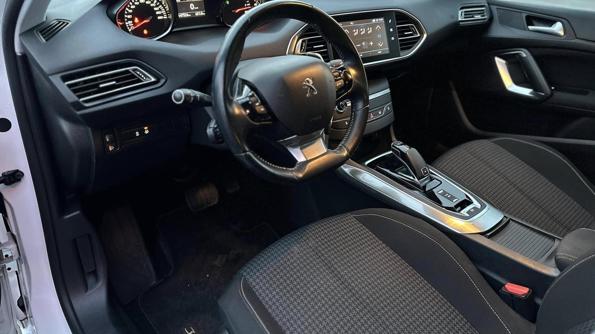 Peugeot 308 1.5 HDi Automatik