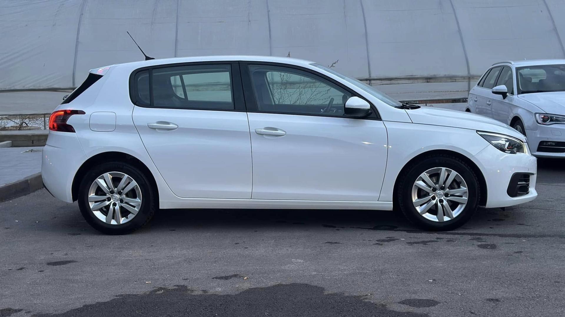Peugeot 308 1.5 HDi Automatik