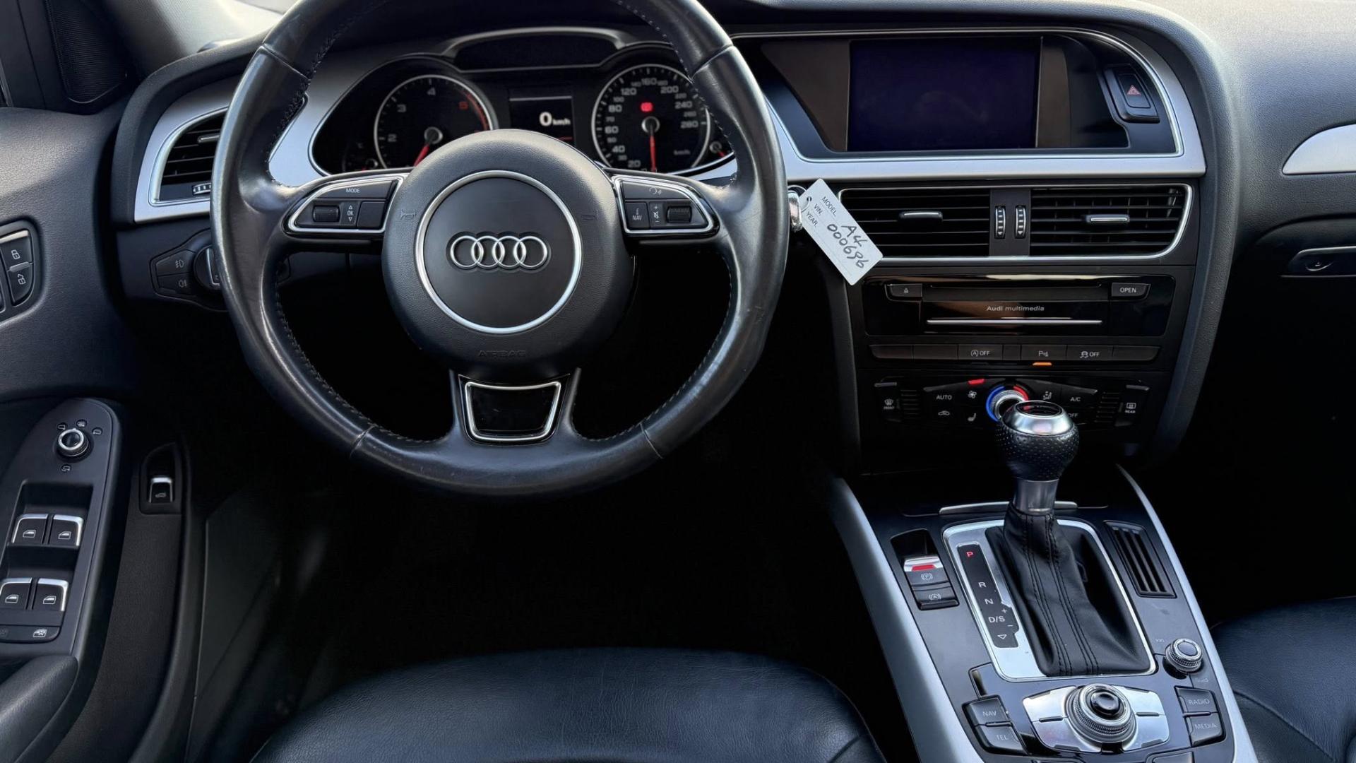 Audi A4 2.0 TDI S Line
