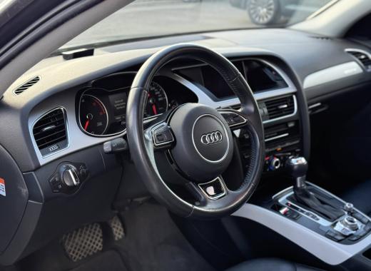 Audi A4 2.0 TDI S Line