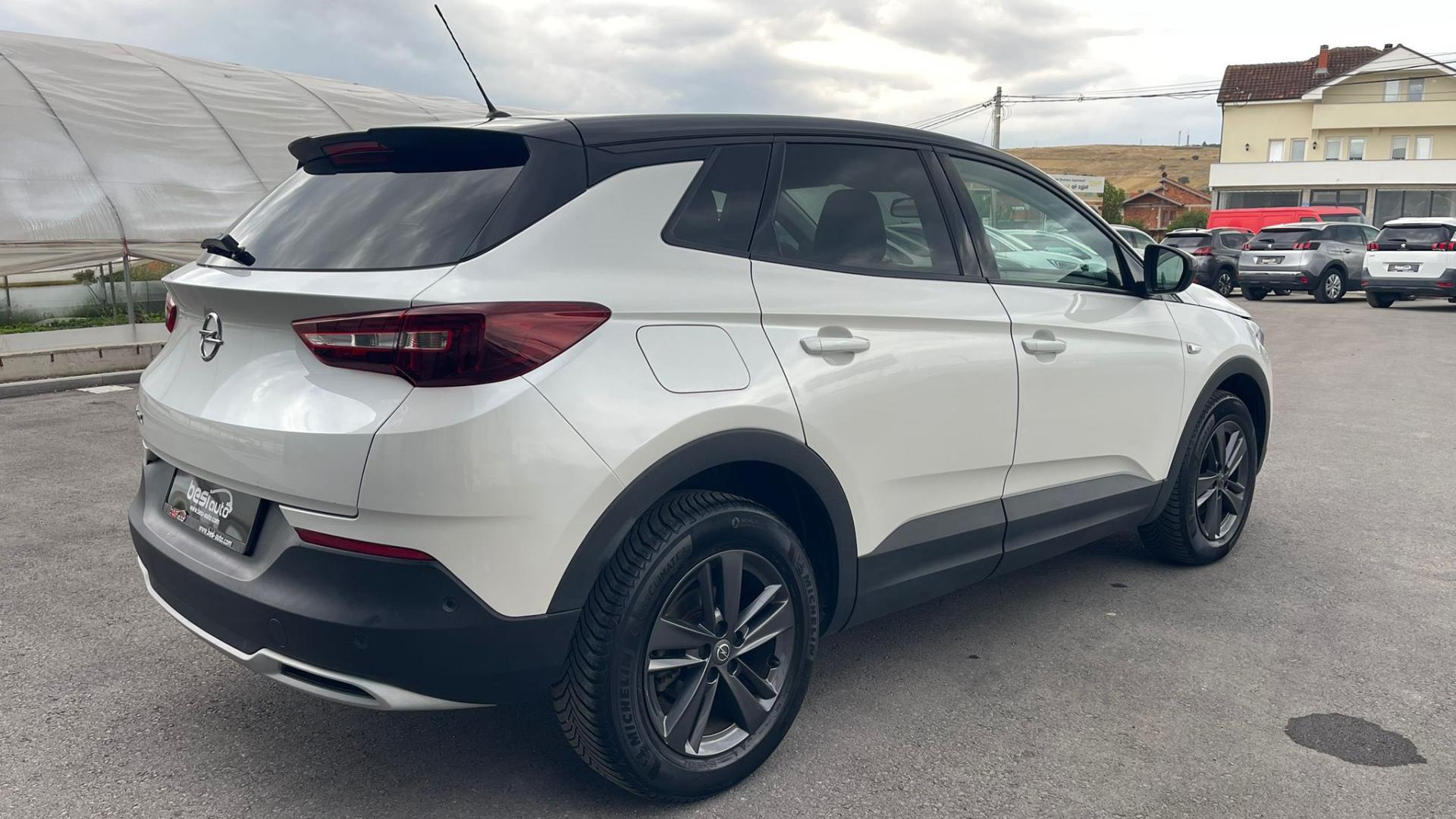 OPEL GRANDLAND X GS Line